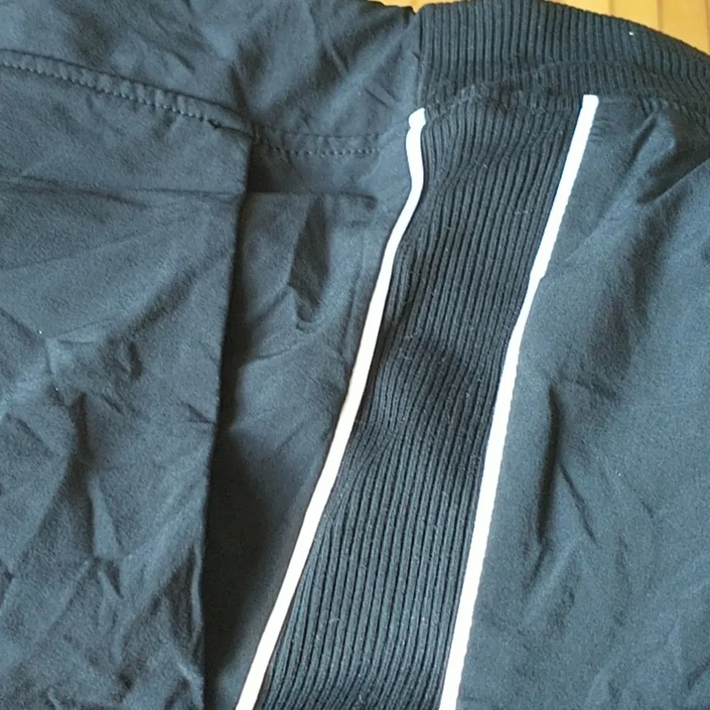 Athleta Brooklyn Luxe Ankle Pant Joggers Side Stripe Black (sz. 6) - Picture 2 of 7